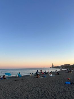 Dämmerung am Strand