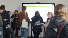 Beim Internationalen Tag an der EHB