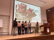 Lehrkräfte des Studiengangs Bachelor of Nursing (v.l.n.r.): Manuel Oventrop-Gibson, Prof.in Dr. phil. Anne Bohrer, Prof.in Dr. Cornelia Heinze, Heike Lohmann und Prof. Dr. med. Sven Lück. Foto: EHB