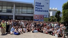 Gruppenbild mit allen Kongressteilnehmenden aus Deutschland