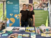 Am Stand von EHB und KHSB am 2. Juli im Sunpark Neukölln.