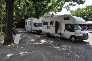 Das Bild zeigt einen Wohnwagen von Fixpunkt e.V.