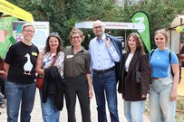 Mitarbeitende der EHB zusammen mit Präsident Prof. Dr. Schröer-Werner am 3. Juli.