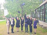 Absolvent:innen des Bachelor of Nursing auf dem EHB-Campus