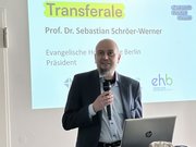 EHB-Präsident Prof. Dr. Sebastian Schröer-Werner bei seiner Begrüßungsrede am 2. Juli im Sunpark Neukölln