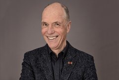 Porträt-Foto von Christoph C. Paul