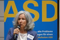 Prof. Dr. Julia Lepperhoff von der EHB