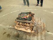 Feuerstelle mit "Gaben"