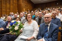 Ehrengäste und Publikum bei der Wiedereröffnung des Campus der Evangelischen Hochschule Berlin (EHB)<br />
