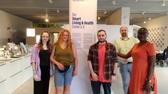 Studierenden im "Haus der Zukunft" am ukd