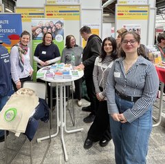 "Team-EHB" am Stand beim Berlin-Tag, 14. Februar 2026