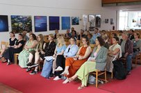 Gäste in der Kirche Zur Heimat