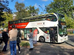 Impfbus am Teltower Damm an der EHB am 13. Okrober 2021